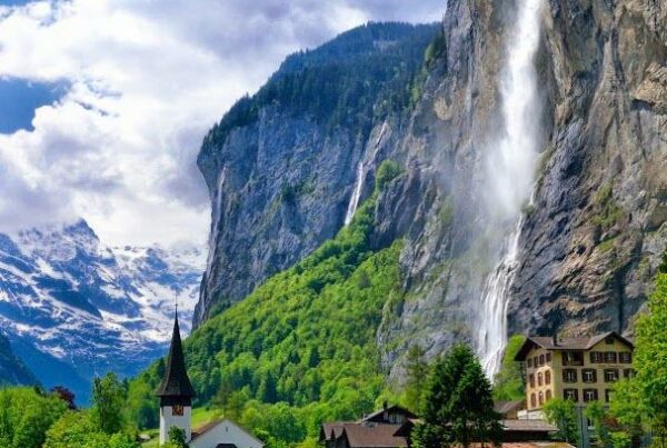 cascada-suiza-lauterbrunnen
