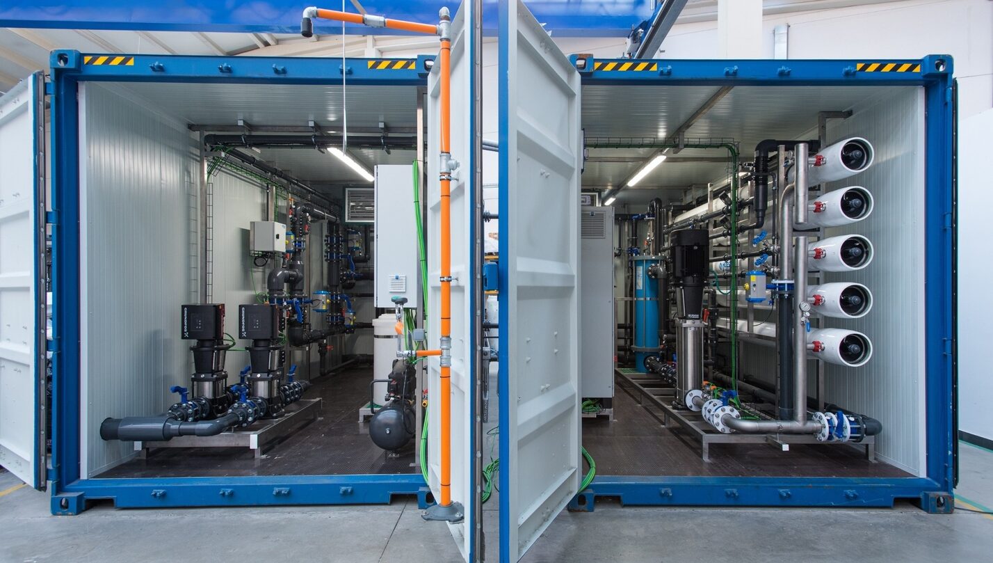 Planta de ósmosis inversa contenedorizada para el tratamiento de agua industrial